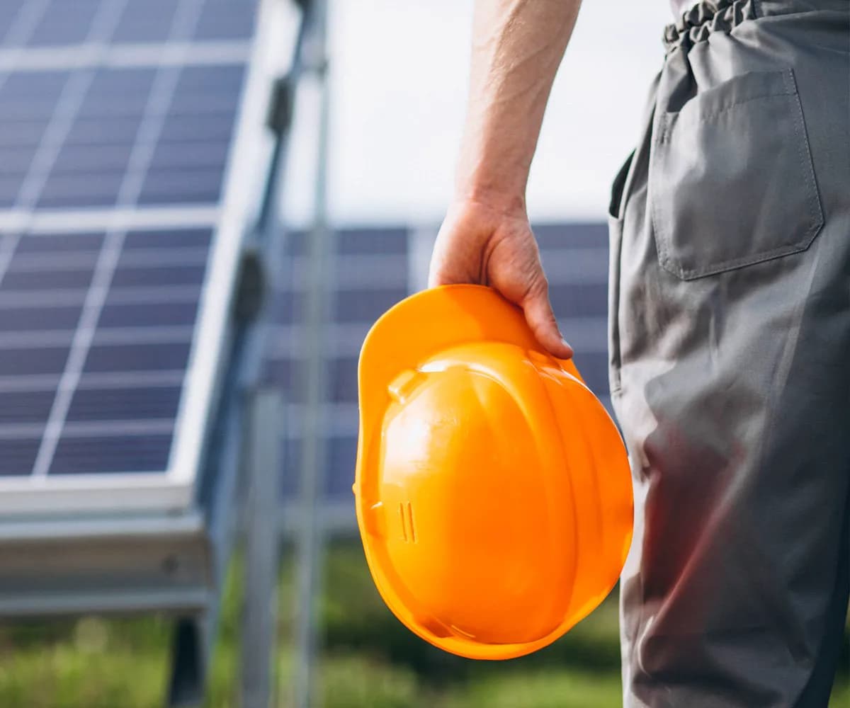 Güneş panelleri ve enerji yönetimi